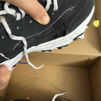 Garantili Ayakkabıda Erken Hasar Ve Değişim Sorunu