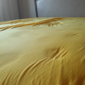 10 Yıl Garantili Yatak 6 Ayda Deforme Oldu