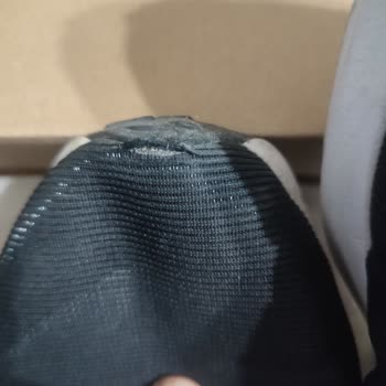 Nike Ayakkabının 1.5 Ayda Yıpranması Şaşırttı