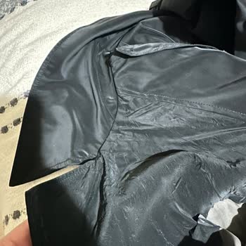 DeFacto'dan Aldığım Trençkotun Kalitesizliği Ve İlgisizlik