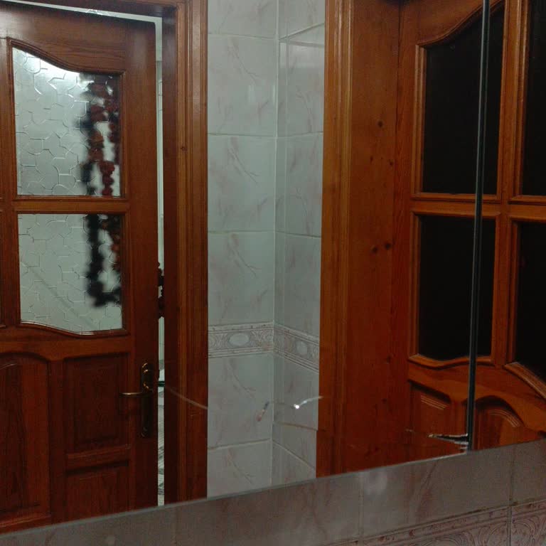 Vitra'dan Beklenmedik Kırık Ürün Sorunu