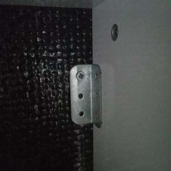 Lavabo Ve Dolap Sorunlarıyla Dolup Taşan Deneyim