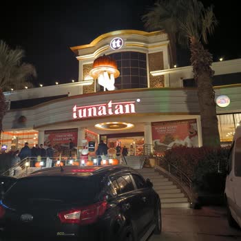 Yetersiz Personel Ve Kötü Hizmet Deneyimi