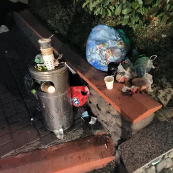 Yetersiz Personel Ve Kötü Hizmet Deneyimi