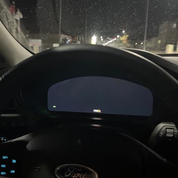 Yeni Ford Focus'ta Hayalet Ekran Sorunu