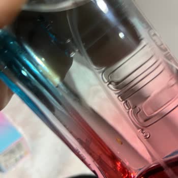 Watsons Mağazasından Aldığım Parfümde Böcek Şoku
