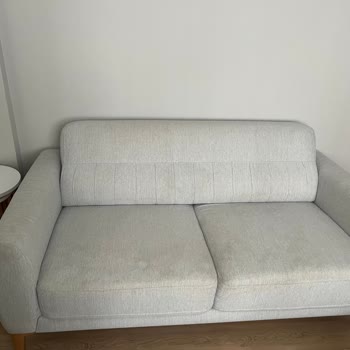 Enginev Mobilya'dan Alınan Koltuklar: Leke Tutmaz Dediler, Leke Bıraktı!