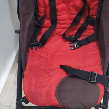 Uçuş Rötarı Ve Hasarlı Bebek Arabası