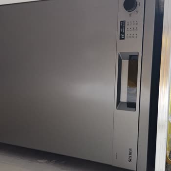 Altus Beyaz Eşyalarla Gürültülü Ve Verimsiz Deneyim