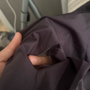 Zara'dan Gelen Yırtık Ürünler Ve İlgisiz Müşteri Hizmetleri