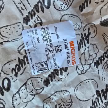 Migros'tan Aldığım Zeytinli Açmada Zeytin Yok!