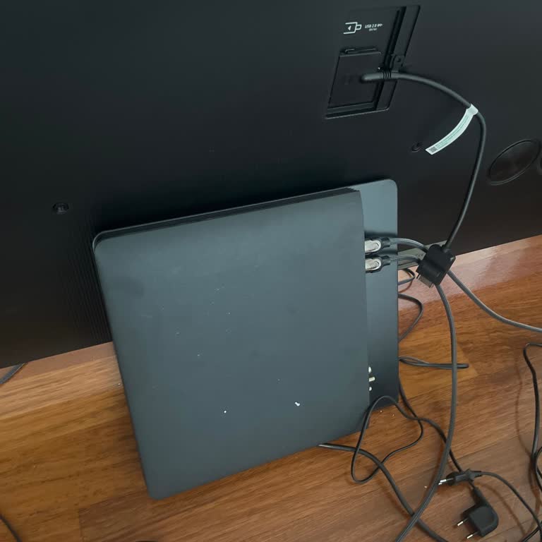 Yeni Aldığım Televizyon Bozuk Çıktı Ve Çözüm Bekliyorum