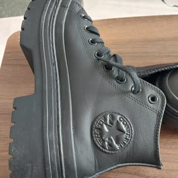 Converse Kusurlu Ürün Teslimatı!