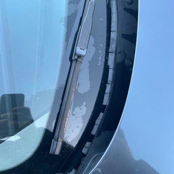 BMW F20 Cam Fitilleri: Kronik Sorun Ve Su Sızdırma Problemi