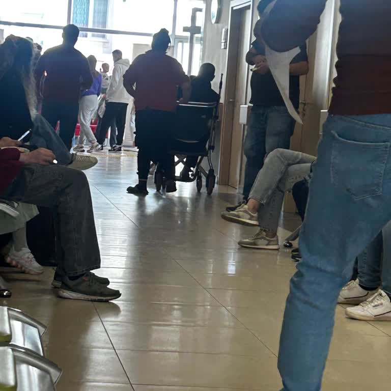 Rusya'daki Hastanede Türkler İkinci Planda, Hizmet Yavaş Ve Yetersiz