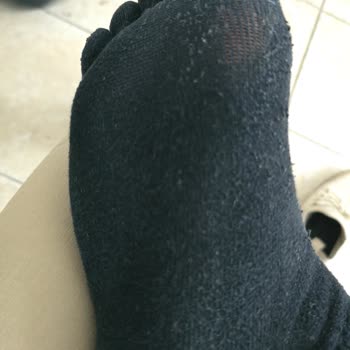 Gümüş Çorapta Hayal Kırıklığı: Dayanıksız Ürün Ve İlgisiz Satıcı