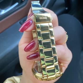 Yeni Saatim Mağazada Yanlış İşlem Gördü Ve Çizildi