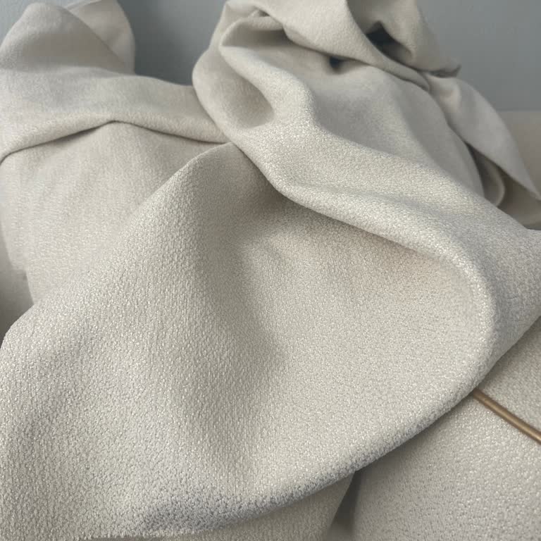 Bellona Torbalı'da Koltuk Kılıfı Skandalı Ve Sorumsuz Hizmet