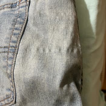 Levis Hose Deformierung und enttäuschender Kundenservice