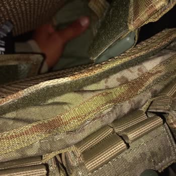 Yırtık Yelek Ve İlgisizlik