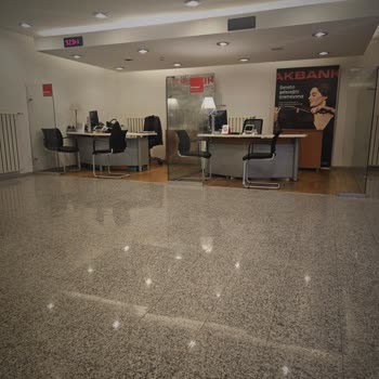 Akbank Avcılar Şubesinde Kötü Müşteri Hizmeti Ve Uzun Bekleme Süresi