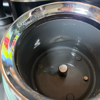 Smeg Süt Köpürtme Makinesi: Yüksek Fiyat, Düşük Kalite