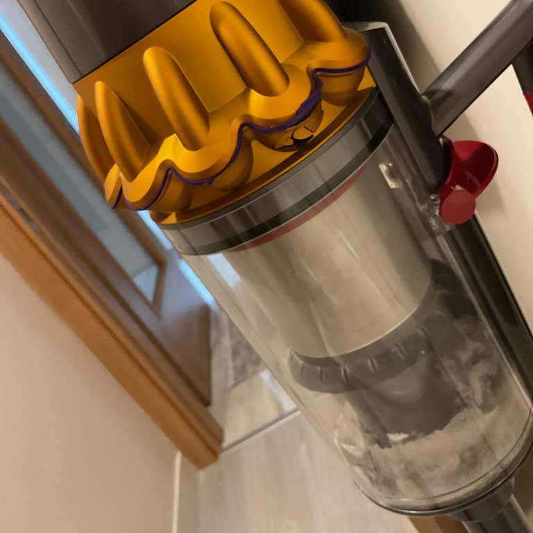 Dyson V15 Süpürge Parçaları Dayanıksız Çıktı