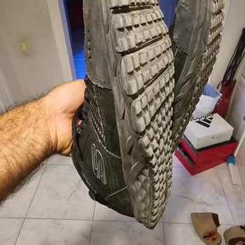 Skechers Ayakkabılarının Kaygan Taban Sorunu