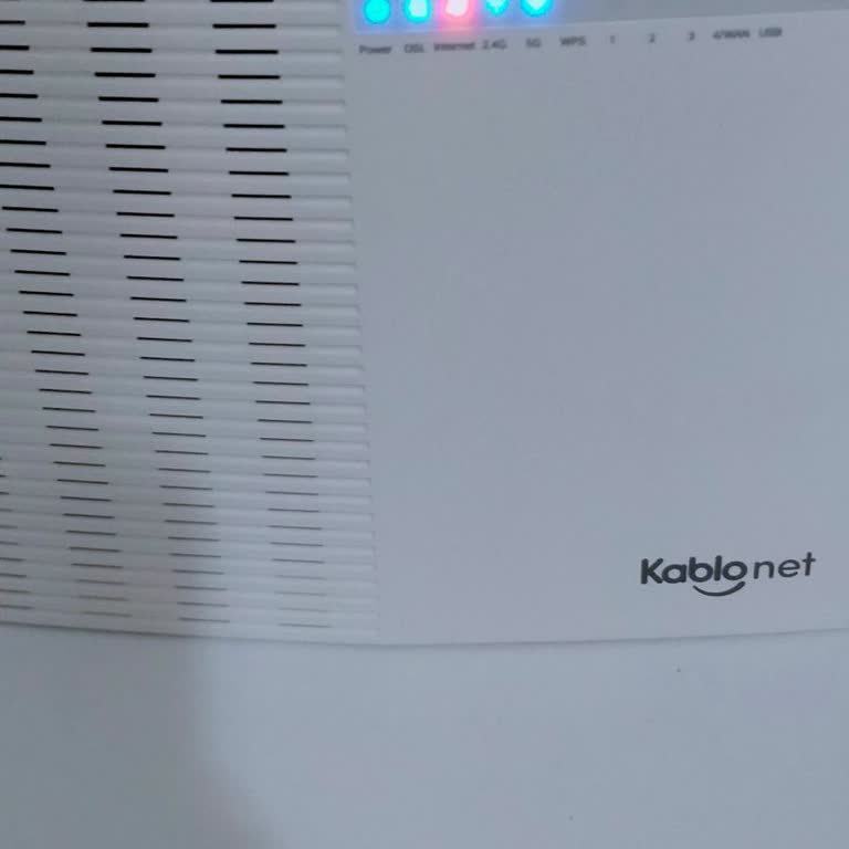Akşamları Sürekli İnternet Kesintisi Ve İlgisiz Müşteri Hizmeti