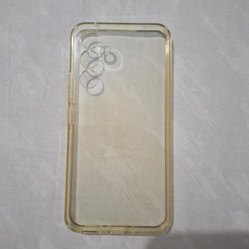 Beklenmedik Sararma: Spigen Kılıfın Hayal Kırıklığı