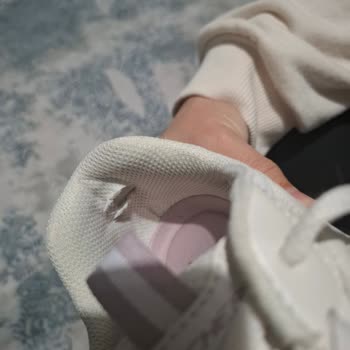 Dayanıklılığı Hayal Kırıklığı Yaratan Skechers Ayakkabı