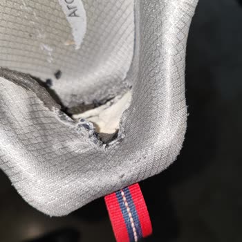 Skechers Ayakkabıda Kalitesiz Malzeme Ve Yetersiz Müşteri Hizmetleri