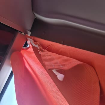 Eski Ve Kirli Otobüslerle Seyahat Kabusu