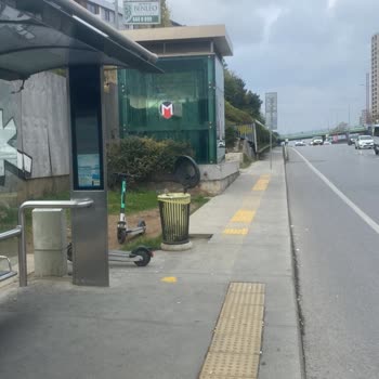 Havaist Otobüsünün Yolcu Almadan Geçmesi