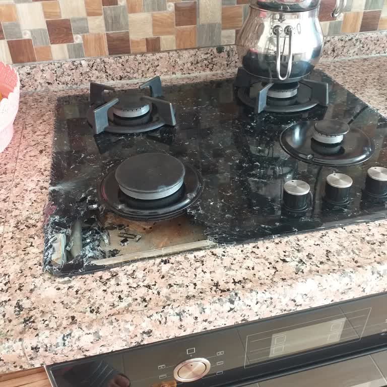 Simfer Ankastre Setin Dayanıksızlığı Ve İletişim Sorunları