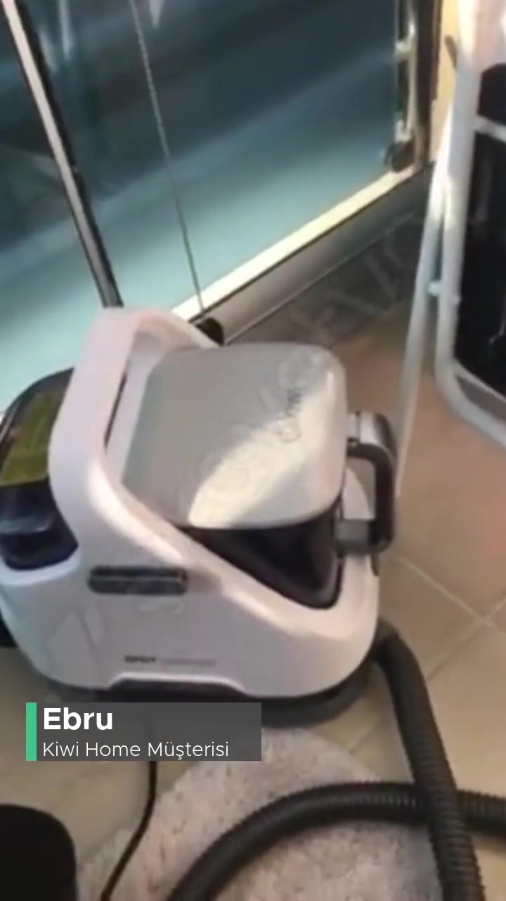 Kiwi Home Mağduru! videonun kapak resmi