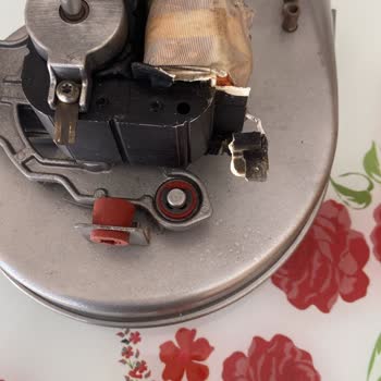 Kusurlu Kombi Parçası Ve İade Sorunu