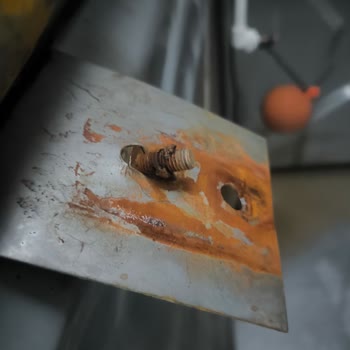 Küpçelik Galvanizli Vida Sebebiyle Çürüme Sorunu