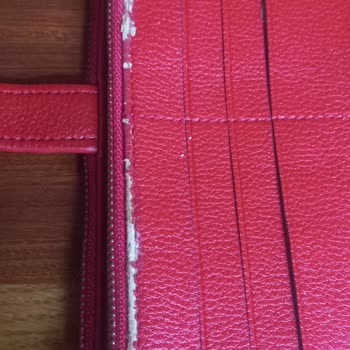 Kırmızı Cüzdanlarda Soyulma Sorunu