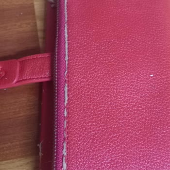 Kırmızı Cüzdanlarda Soyulma Sorunu