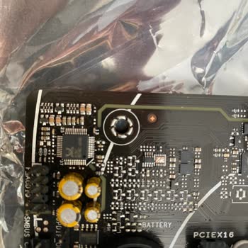 Kullanılmış Anakart Şoku