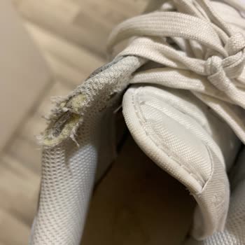 Nike Mağazasından Aldığım Ayakkabı Hızla Aşındı Ve Değişim Talebim Reddedildi