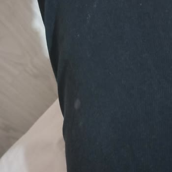 Kaliteli Diye Aldığım Pantolonun Renk Sorunu