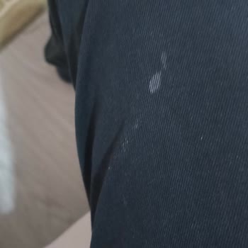 Kaliteli Diye Aldığım Pantolonun Renk Sorunu