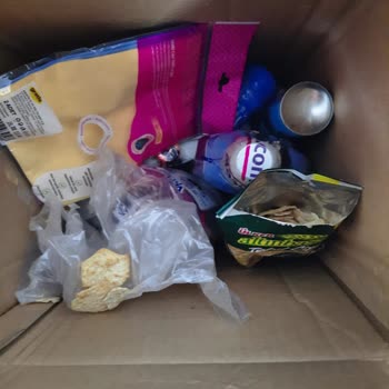 Açılmış Ve Dağılmış Ürün Paketi: Gratis Online Siparişinde Hayal Kırıklığı