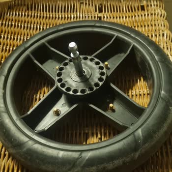 Bebek Arabası Sorunları ve Kullanıcı Deneyimleri