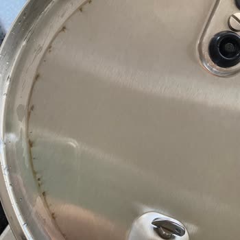 Hepsiburada'dan Aldığım Fissler Düdüklü Tencere İlk Kullanımda Paslandı!
