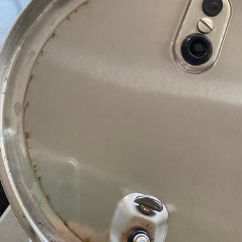 Hepsiburada'dan Aldığım Fissler Düdüklü Tencere İlk Kullanımda Paslandı!