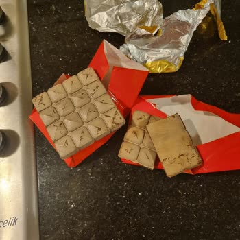 Bozulmuş Çikolatalar: Eti'nin Kalitesine Yakışmayan Ürün