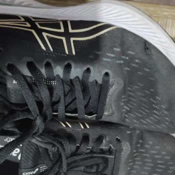 Asics Ayakkabının Kısa Sürede Yıpranması